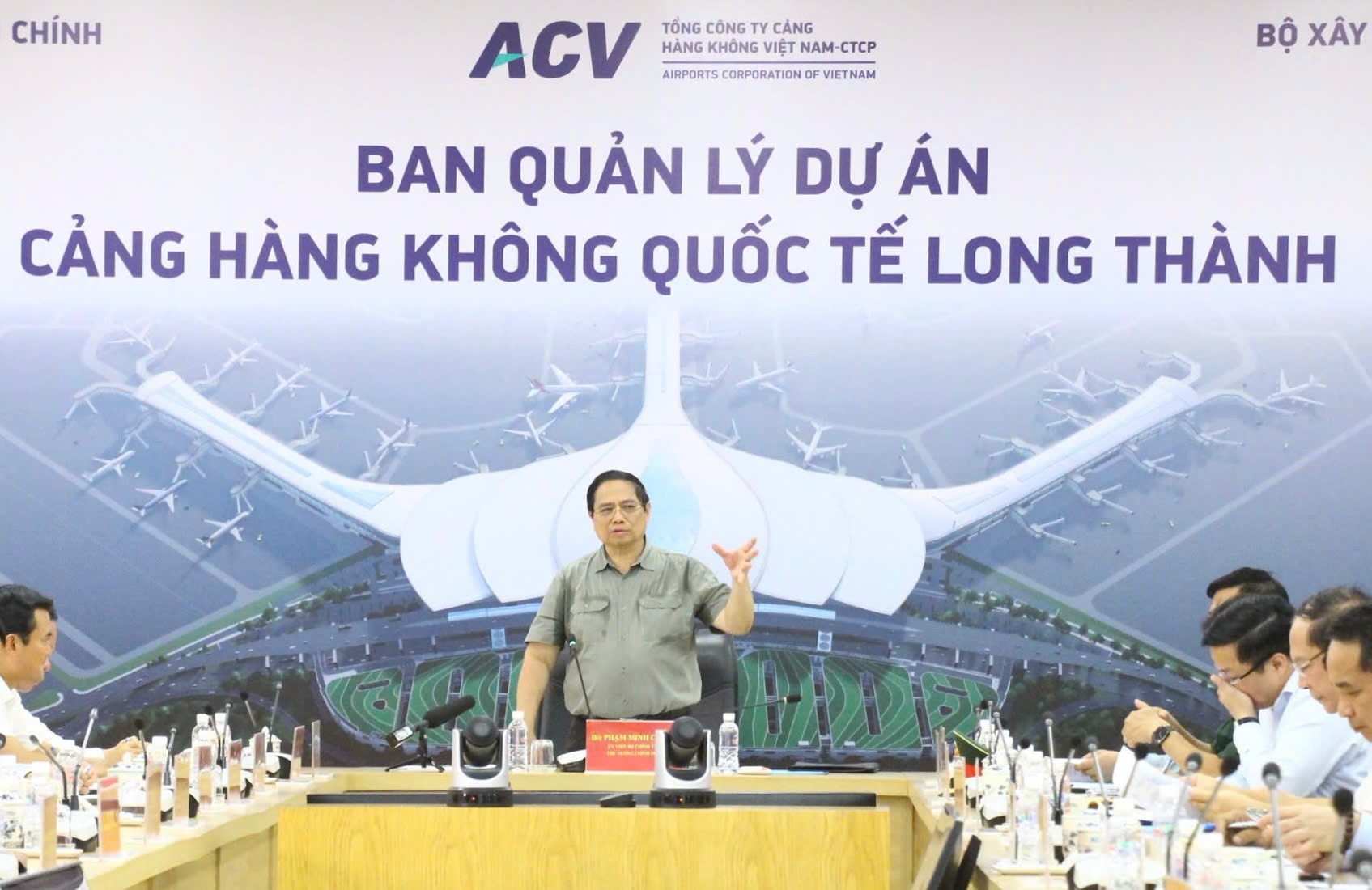 Thủ tướng Phạm Minh Chính thị sát các công trình trọng điểm tại Đồng Nai