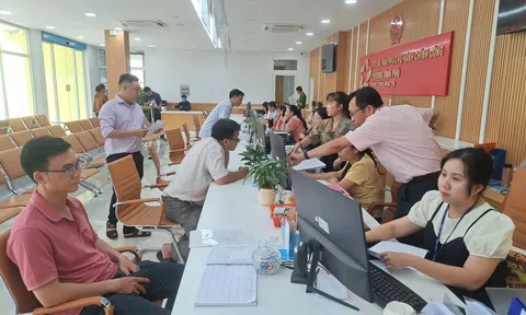 Chính quyền 2 cấp tại TP.HCM: Vận hành thông suốt nhưng vẫn còn thách thức