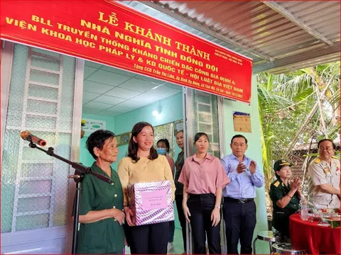 Ban Liên lạc TTKC Đặc công Gia Định 4: Trao tặng Nhà Nghĩa tình đồng đội